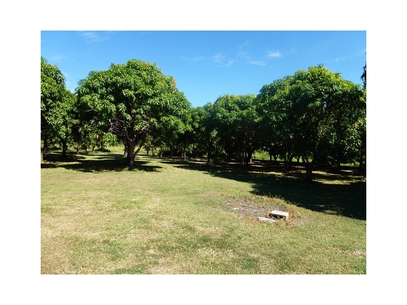 40 Inverdon Road, Bowen QLD 4805