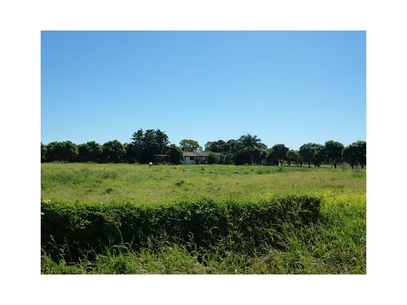 40 Inverdon Road, Bowen QLD 4805