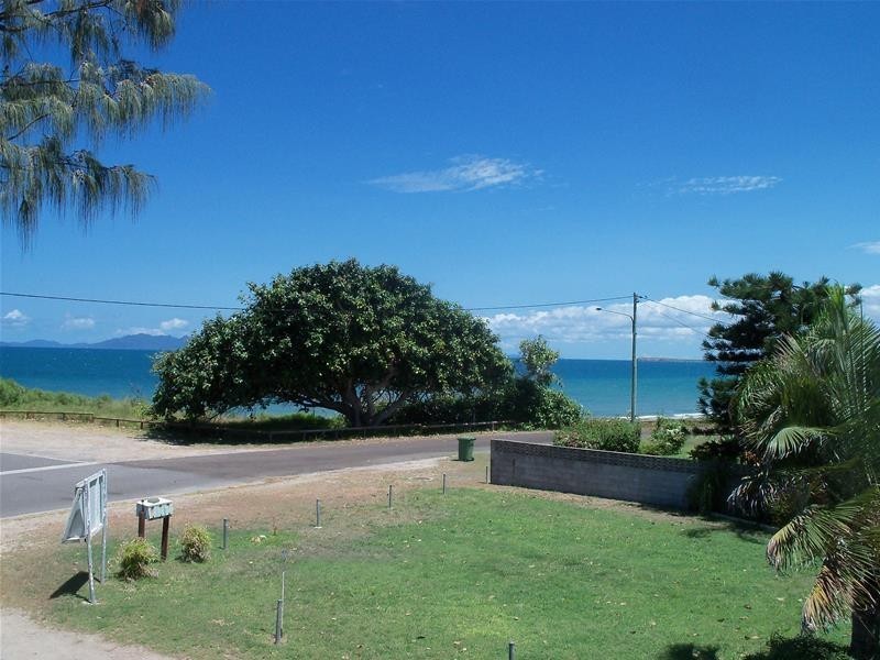 1,2,3/23 Bluewater Parade, Bowen QLD 4805