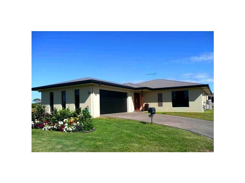 25 Catalina Court, Bowen QLD 4805