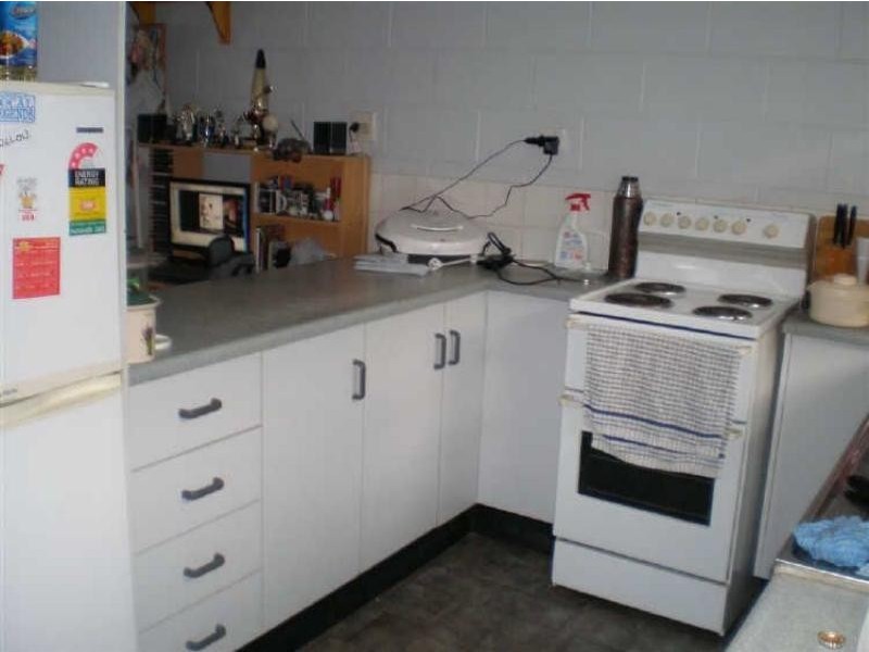 1 & 2/57 Poole Street, Bowen QLD 4805