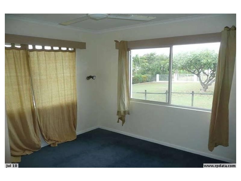 18 Casuarina Street, Bowen QLD 4805