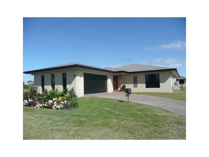 25 Catalina Court, Bowen QLD 4805