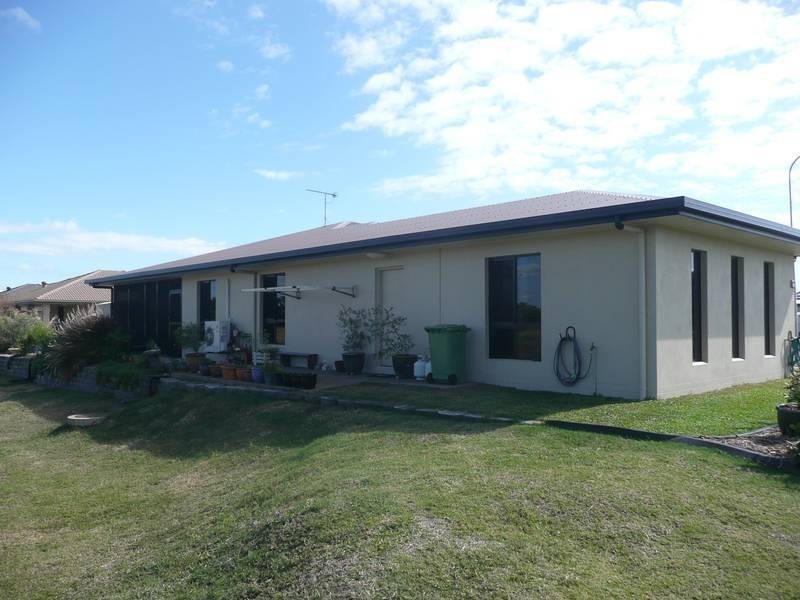 25 Catalina Court, Bowen QLD 4805