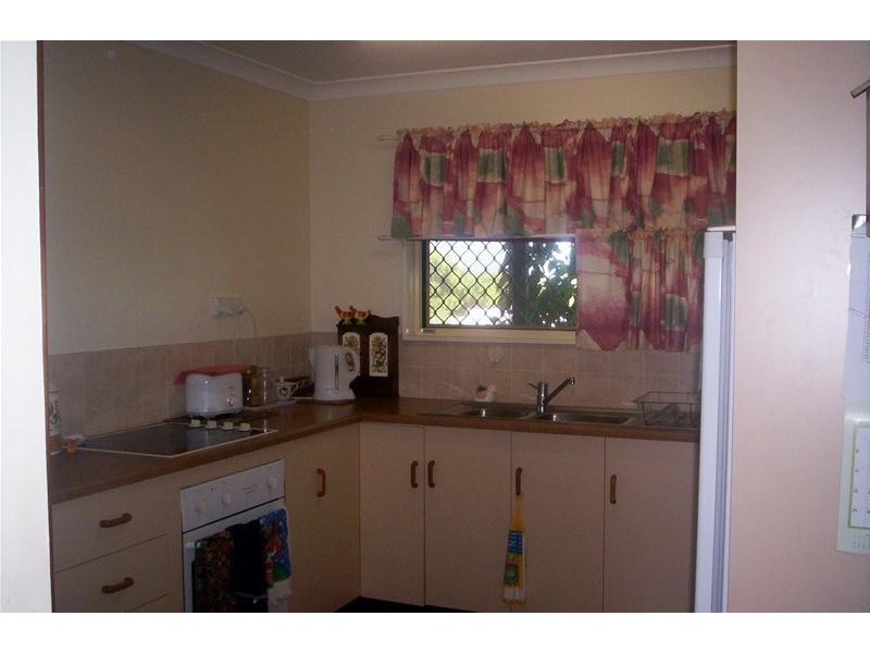 65 Reynolds Street, Bowen QLD 4805