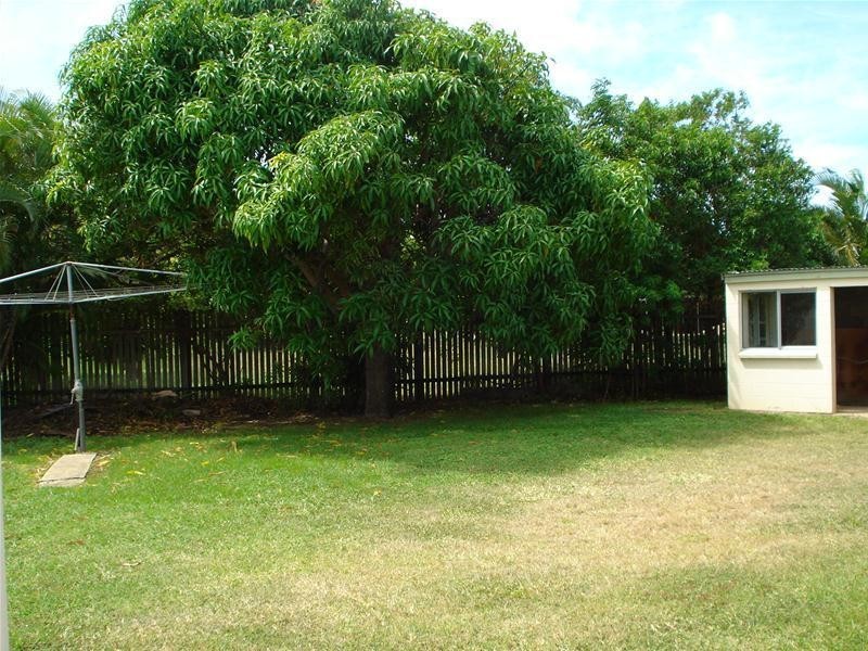 12 Wentworth Street, Bowen QLD 4805