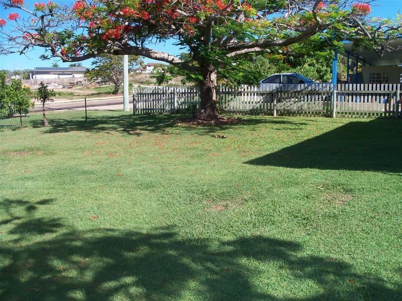 1 Cowan Lane, Bowen QLD 4805