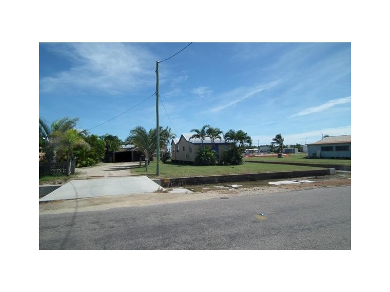 68 Dalrymple Street, Bowen QLD 4805