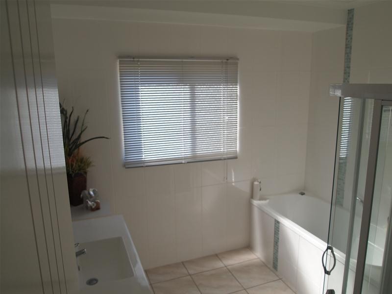 7 Craigie Court, Bowen QLD 4805