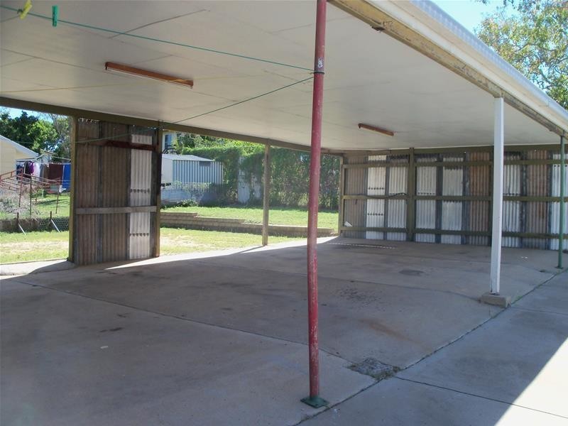 6 Shrubsole Street, Collinsville QLD 4804