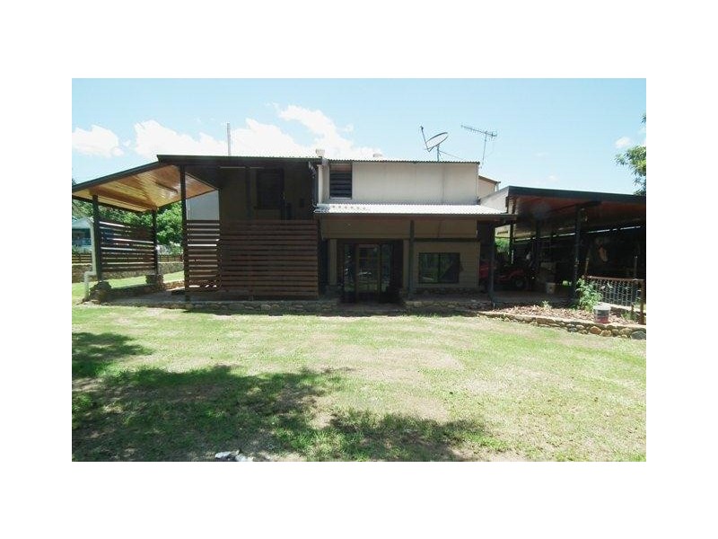 44 Third Avenue, Scottville QLD 4804
