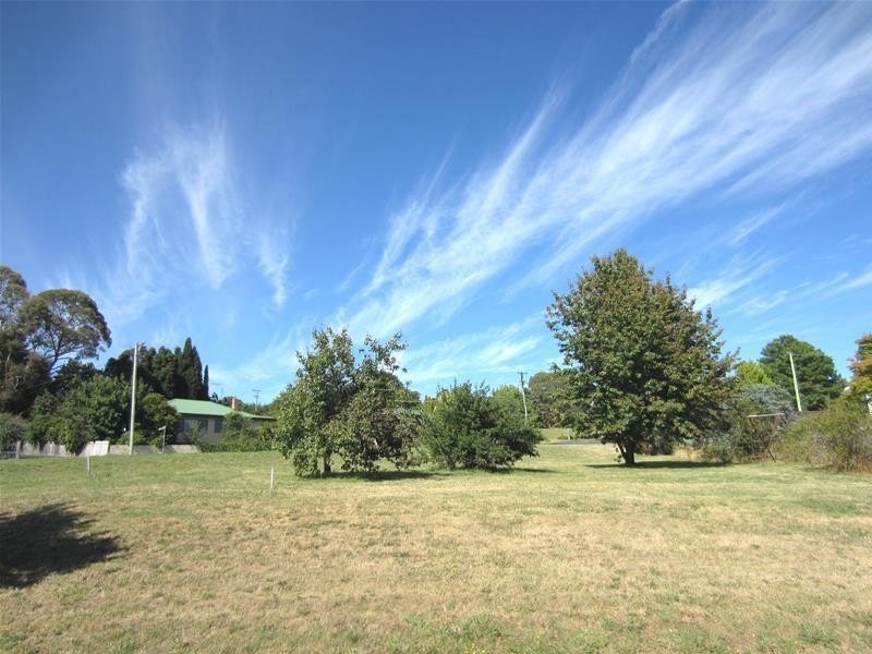 Jenolan Street, Oberon NSW 2787