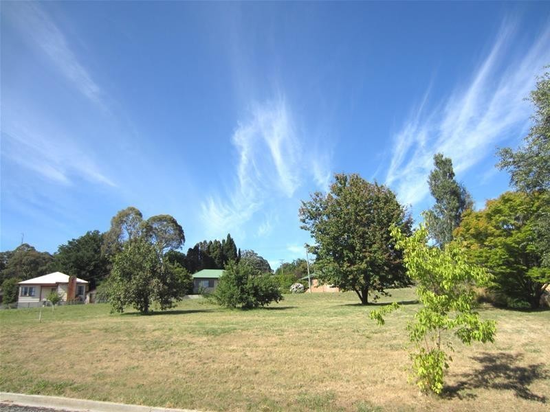 Jenolan Street, Oberon NSW 2787