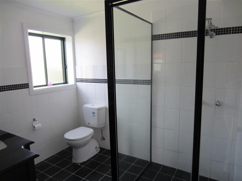 24 Hawkes Drive, Oberon NSW 2787