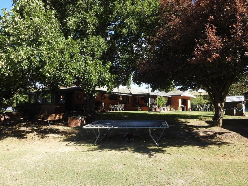 12 Sherwood Road, Kirkconnell NSW 2795