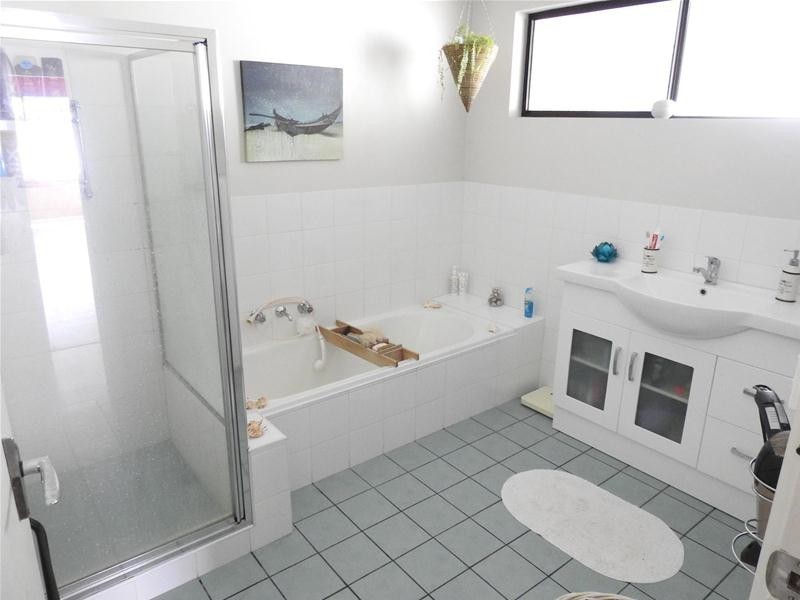 12 Sherwood Road, Kirkconnell NSW 2795