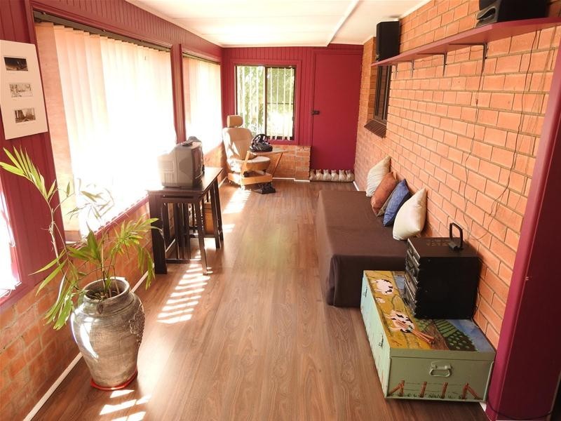 12 Sherwood Road, Kirkconnell NSW 2795