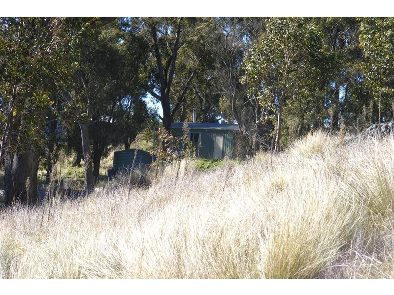 83 Marks Crescent, Oberon NSW 2787