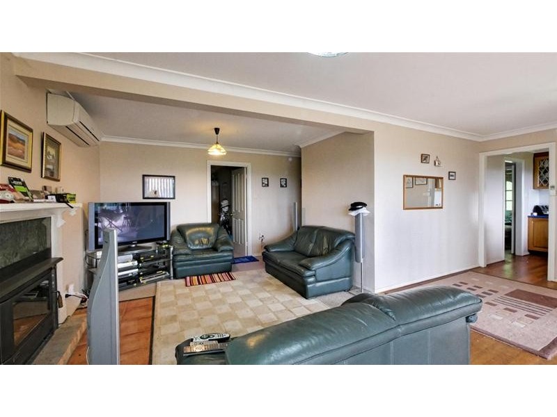 818 Marsden Swamp Road, Lowther NSW 2790