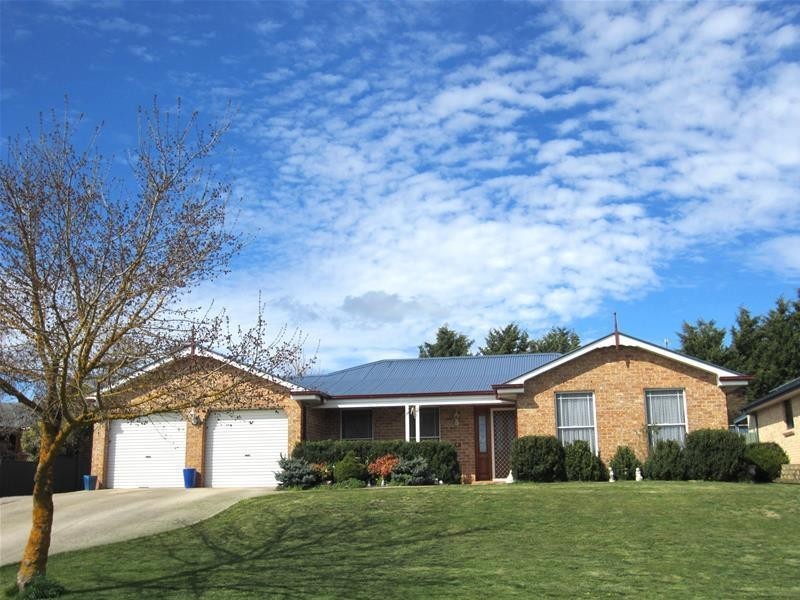 6 Parkes Street, Oberon NSW 2787