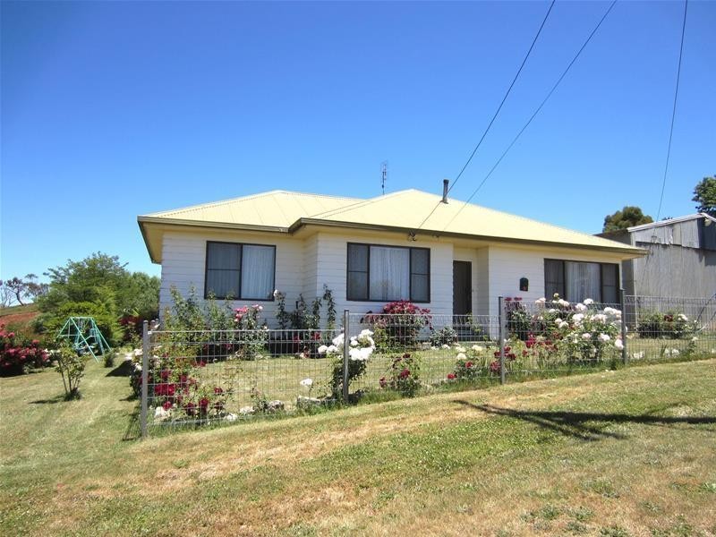 32-34 Oberon Street, Oberon NSW 2787