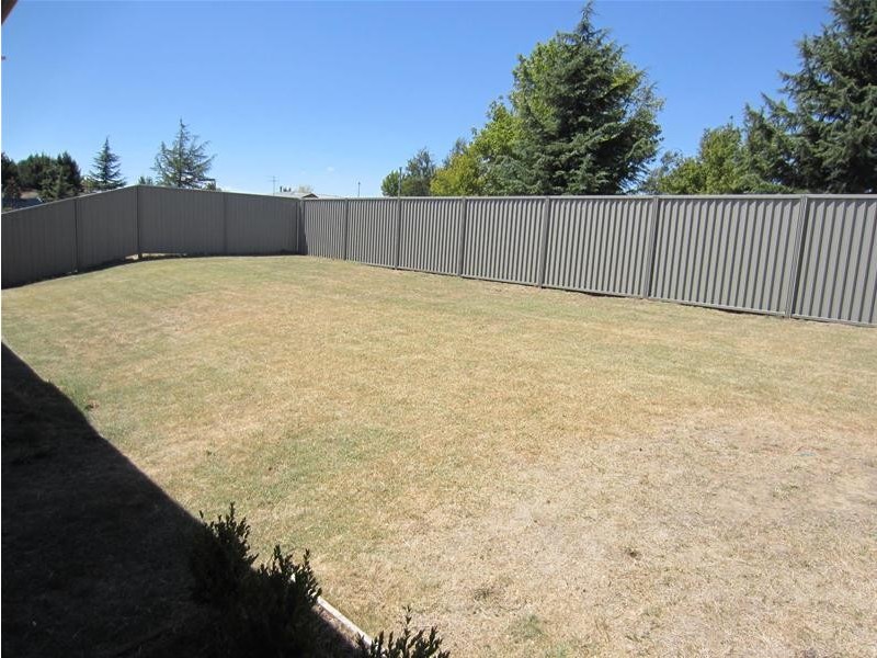 1 Stevenson Close, Oberon NSW 2787