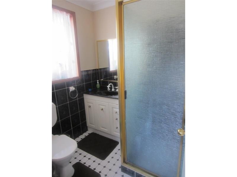 8 Herborn Street, Oberon NSW 2787