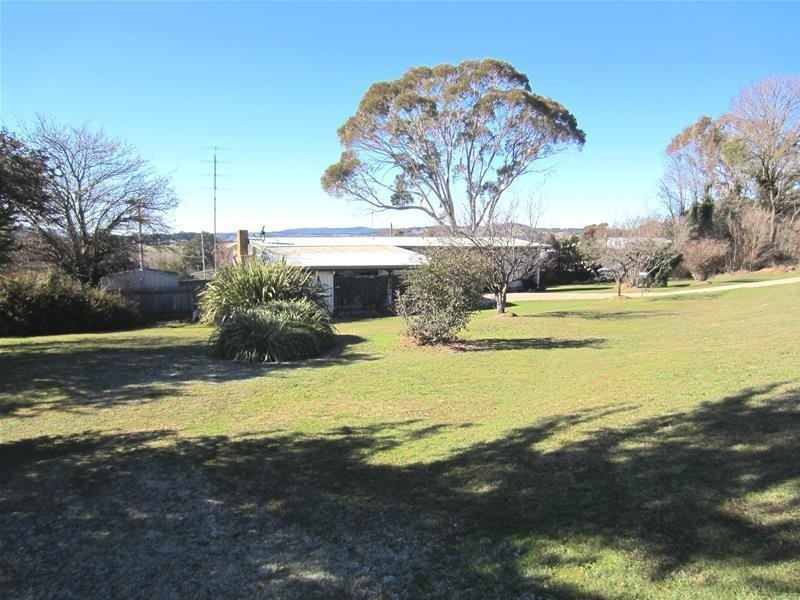 41 Jenolan Street, Oberon NSW 2787