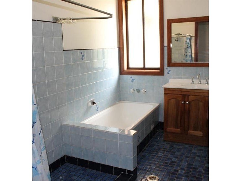 14 Carrington Avenue, Oberon NSW 2787