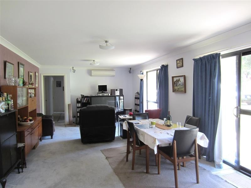 6 Reserve Avenue, Oberon NSW 2787