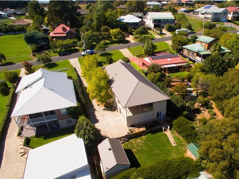 6 William Street, Millthorpe NSW 2798