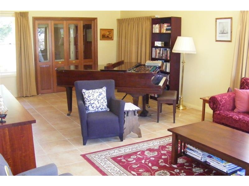 10 Homeward Bound Avenue, Oberon NSW 2787