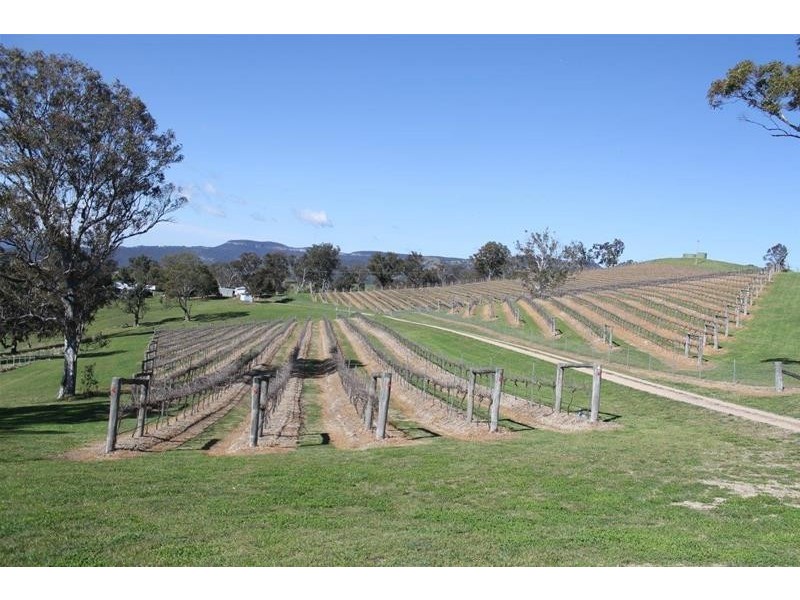 1739 Ganbenang Road, Kanimbla NSW 2790