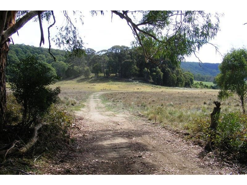 Dowdells Road, Hampton NSW 2790