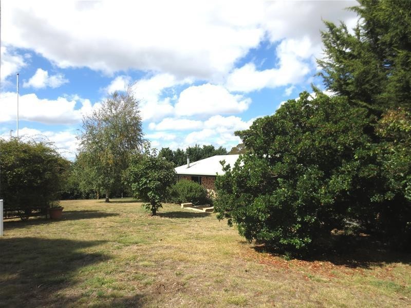 19 Briens Road, Oberon NSW 2787
