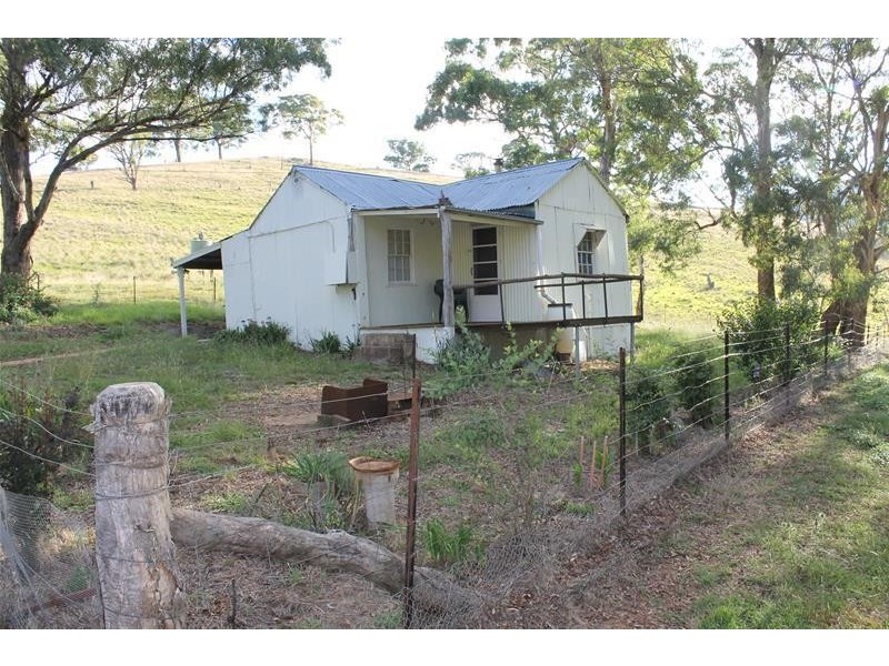 80 Palmers Oaky Road, Palmers Oaky NSW 2795