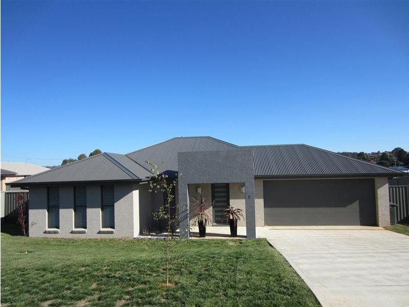 3 Stevenson Close, Oberon NSW 2787