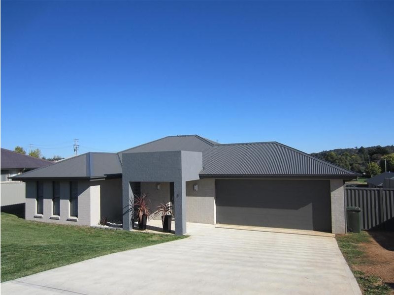 3 Stevenson Close, Oberon NSW 2787