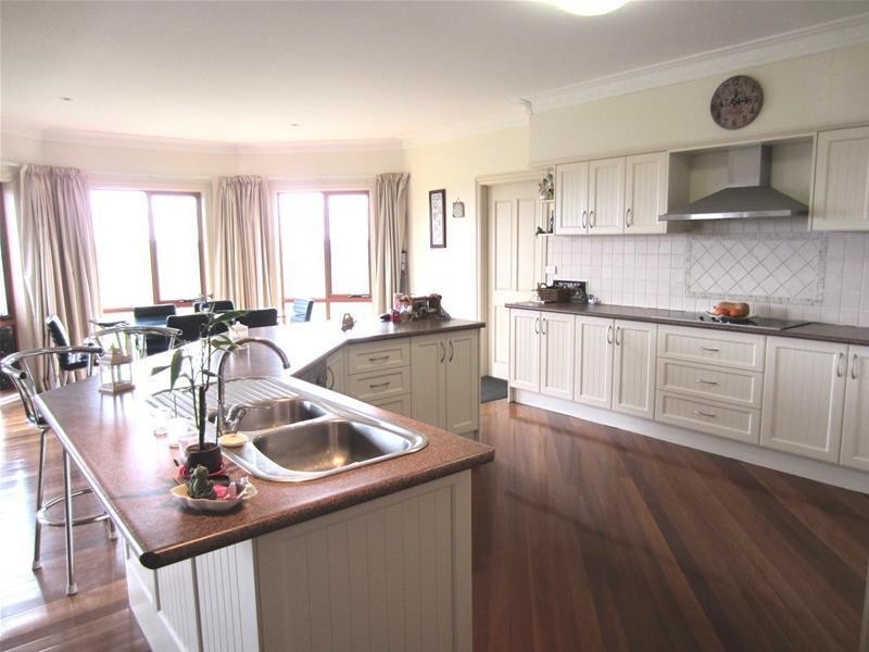 10 Spring Valley Road, Oberon NSW 2787