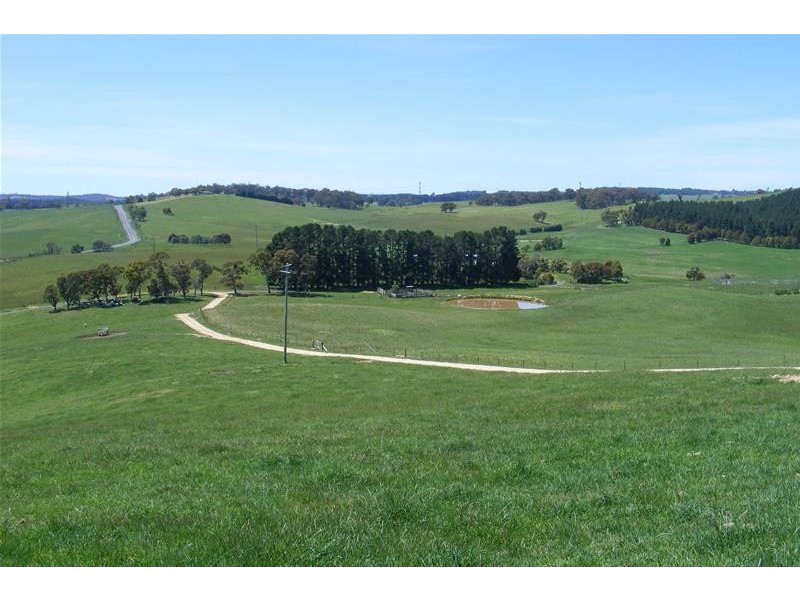 10 Spring Valley Road, Oberon NSW 2787