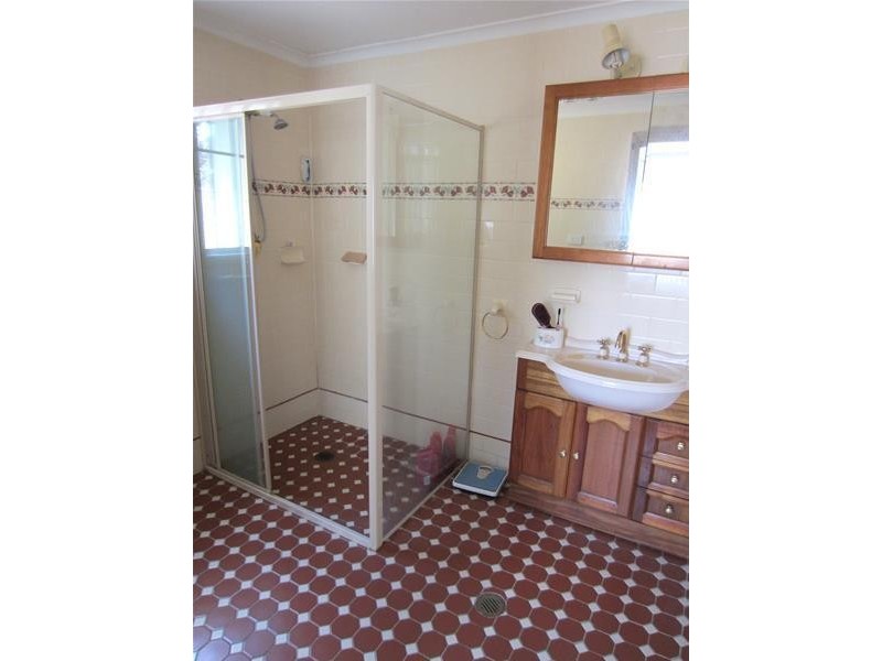 15 Queen  Street, Oberon NSW 2787