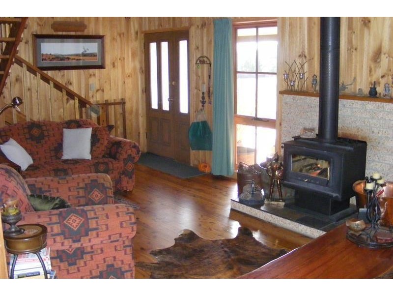 77 Campbells River Road, Oberon NSW 2787