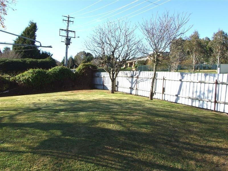 1 Blenheim Avenue, Oberon NSW 2787