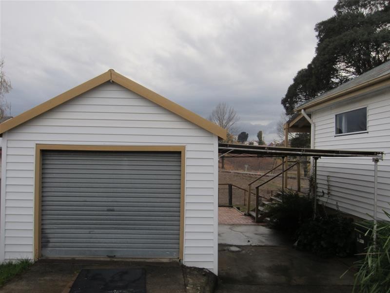 5 Albert Street, Oberon NSW 2787