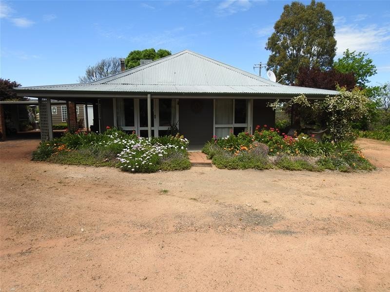47 The Glen Road, Molong NSW 2866