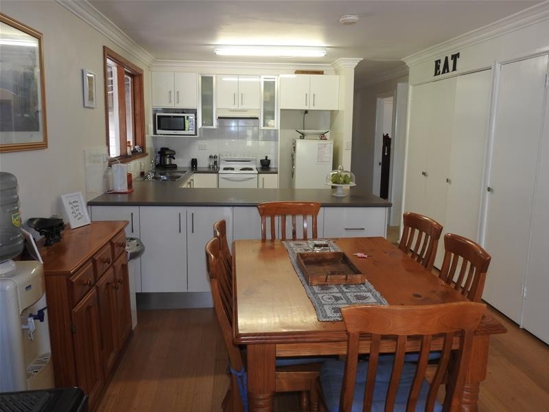 47 The Glen Road, Molong NSW 2866