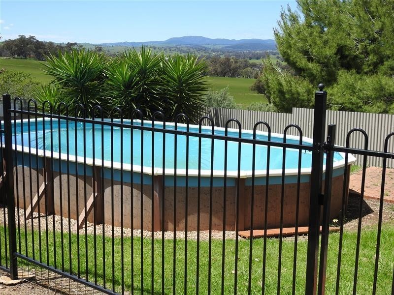 47 The Glen Road, Molong NSW 2866