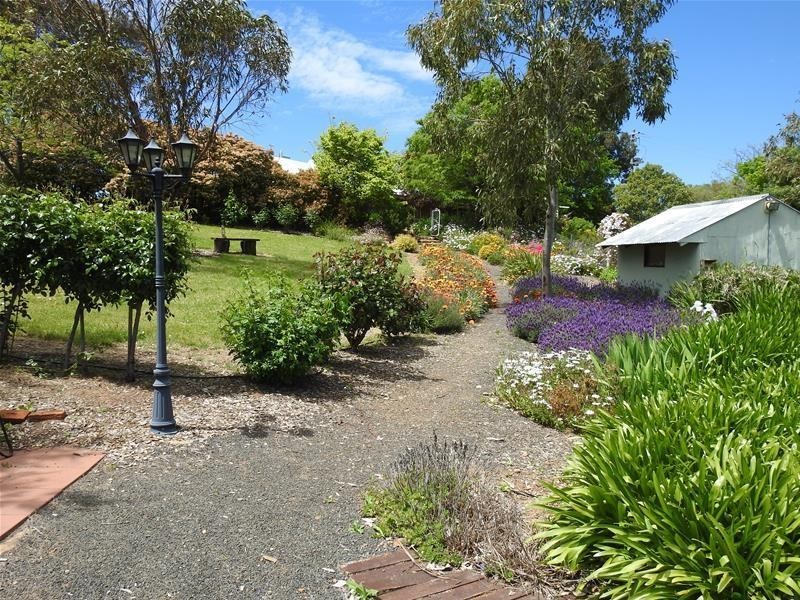 47 The Glen Road, Molong NSW 2866