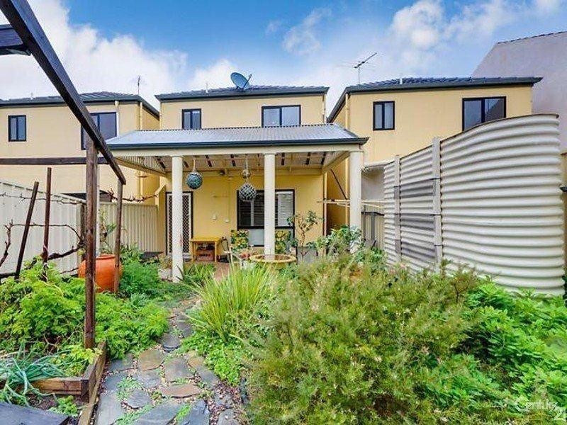 2/42 The Esplanade, Christies Beach SA 5165