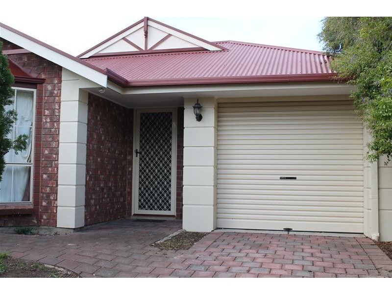 4 Shoalwater Close, Seaford Rise SA 5169